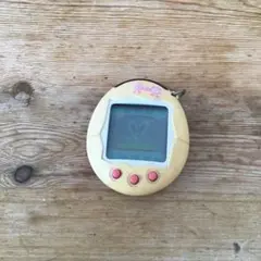 BANDAI たまごっち 帰ってきたたまごっち　プラスレッド