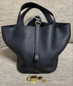 【美品】楽天4U キューブバッグ　ブラック　ゴールド金具　S プレミアム
