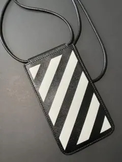 【 Off-White 】オフホワイト ブラック u0026 ホワイト ネック ポーチ