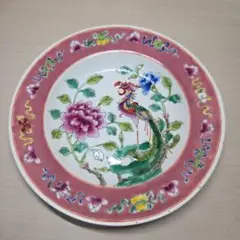 プラナカン陶器：鳳凰と花模様の陶磁器皿（サラダ用向き）