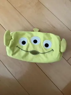 リトルグリーンメンポーチ