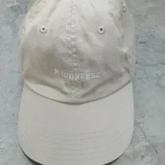 美品　CONVERSE キャップ　刺繍　ベージュ