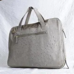 美品！オーストリッチ本革　ブリーフケース　A4可能　ハンドバッグ　書類バッグ
