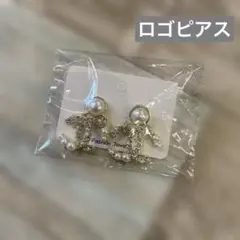 ロゴ　ピアス