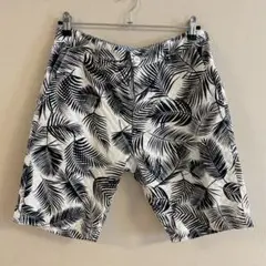 BEAMS葉柄 ショートパンツMサイズ
