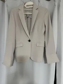 ベージュ シングルジャケット