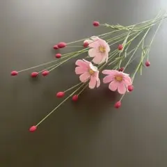 クレイフラワー　コスモスと吾亦紅