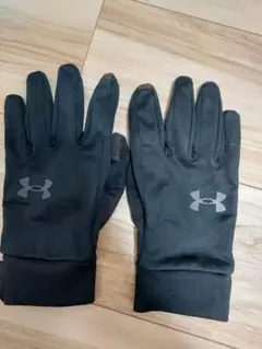 Under Armour ブラック 手袋 滑り止め付き　中古