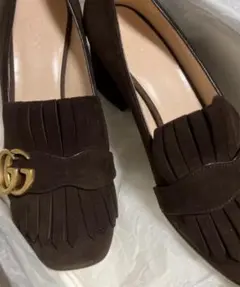 Gucci GGマーモント スエード パンプス