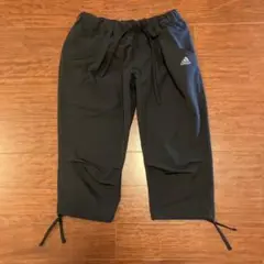 adidas レディースハーフパンツ　Sサイズ　黒