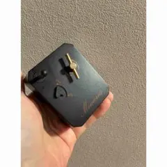 ブラック金属製片耳用ピアス