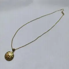 ゴールド 渦巻き模様 ネックレス
