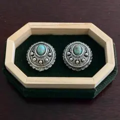 Item thumbnail for item f8d300dc-db91-4254-9bfc-ce1725c09dea