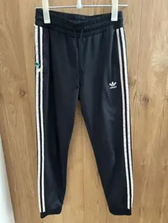 adidas オリジナルス　花柄刺繍　トラックパンツ　M