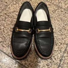 黒 ローファー 金具付き　レディース