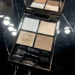 Item thumbnail for item 15fee9ad-112e-4082-8681-407f578d57b9