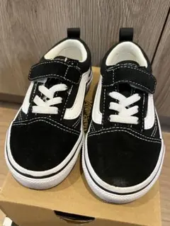 Item thumbnail for item 9191f5a3-4940-4a75-8f18-f389234c2bd1