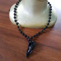 烏　ネックレス