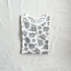 UNIQLO KAWS SNOOPY コラボ Tシャツ 半袖 S