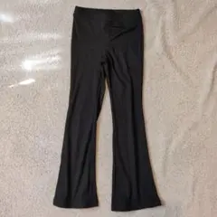 試着のみ　H&M　リブフレアパンツ　ブラック　黒　130