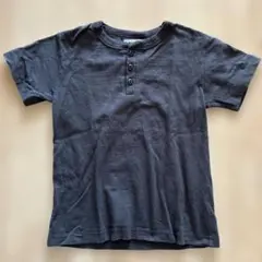 チャコール ボタン付きヘンリーネックTシャツ