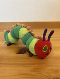 はらぺこあおむし　ぬいぐるみ