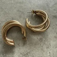 ゴールドツイストフープピアス