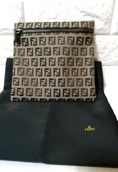 FENDI フェンディ ズッキーノ クラッチバッグ ポーチ 保存袋付 ズッカ柄