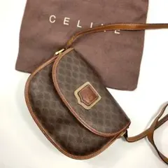 大人気✨ CELINE ショルダーバッグ 斜め掛け◎ マカダム トリオンフ