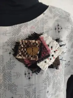 手作り多層布ブローチ