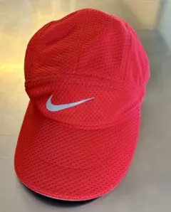 【美品】NIKE キャップ　ドライフィット　RED