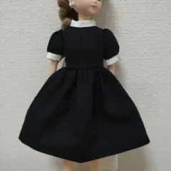 リカちゃん 立てえりワンピース くろ