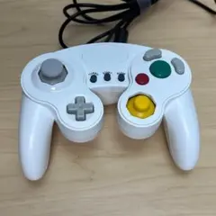 ゲームキューブ　ホワイトコントローラー　ターボ　スロー