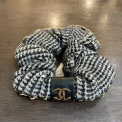 CHANEL / シャネル ココマーク ツイード・シュシュ A22/K