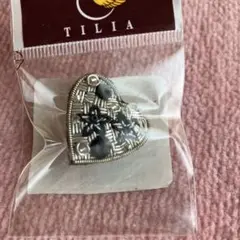 【未使用】チリア　ハートのピンブローチ　クリスタルビーズ使い