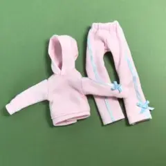 Item thumbnail for item 78ec3150-1442-40e5-849f-5a8baae9456a