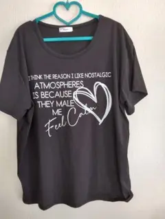 4L★ロゴTシャツ　カットソー　黒　ストレッチ　しまむら
