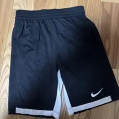 Nike DRI-FIT ブラック ハーフパンツ L
