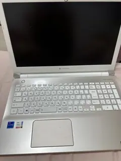 dynabook ノートPC シルバー DYNABOOK P1-T6RP- EG