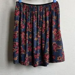 レトロ ボタニカル柄スカート