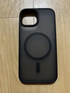 【中古美品】MagSafe対応 ブラックソフトケース iPhone 15