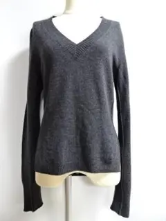 【美品】FOXEYフォクシーグレーVネックニット 38 ウール