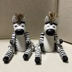 ゼブラの木製置物 2体セット