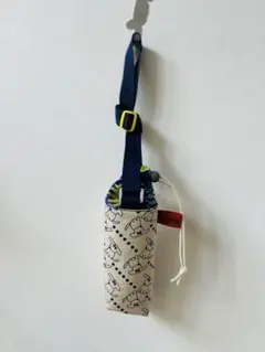 ∴●///ドミット芯入り『ペットボトル&水筒カバー』▨鏡に写ったボク