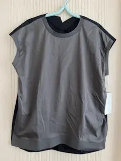 Design aeraデザインアエラ★グレー×ブラックノースリーブトップス