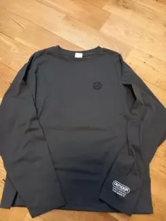 アウトドア ロゴ入り ブラック長袖Tシャツ