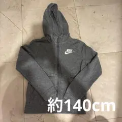 Nike グレー パーカー スウッシュロゴ