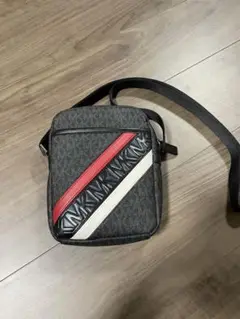 MICHEAL KORS ボディーバッグ