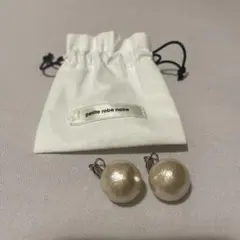 petite robe noire コットンパール イヤリング