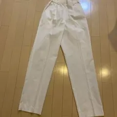 白衣　スラックス